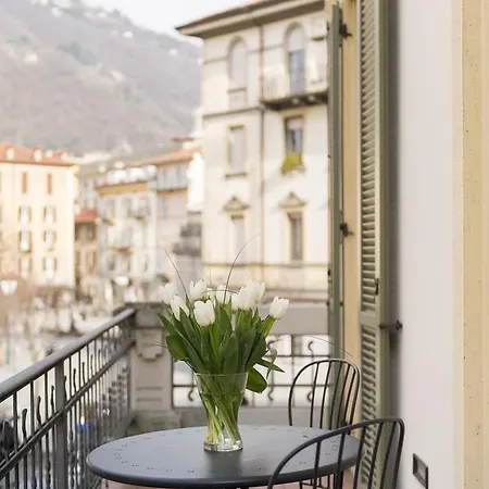 Apartman Piazza Volta - Bymyhomeincomo Lake Como